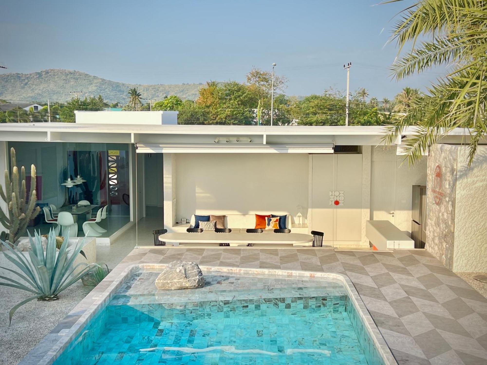 Palm Springs Villa Pranburi Buitenkant foto
